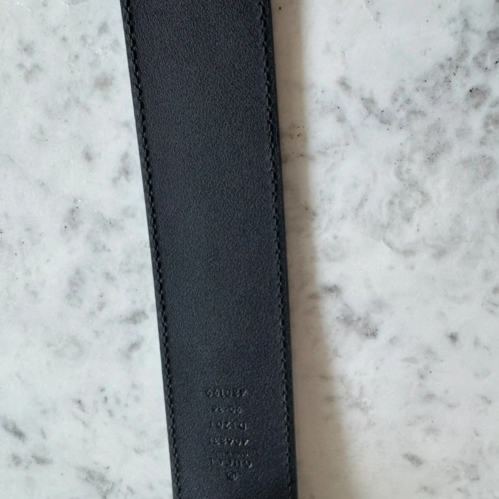 Gucci Black and Gold Leather Belt - Picture 3 of 11